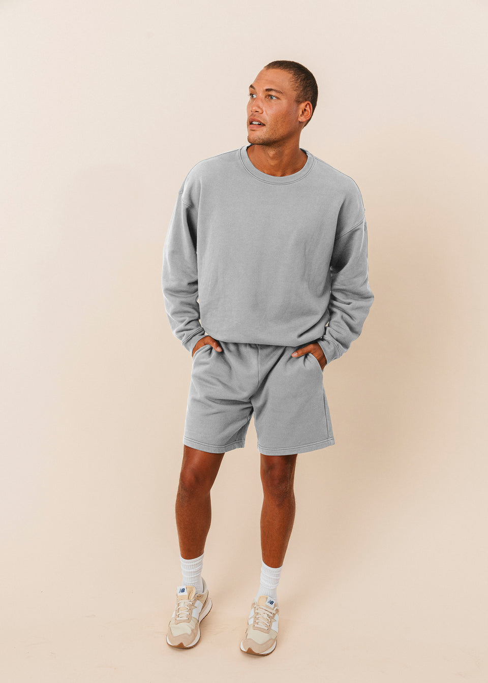 Everywhere Short in Ash