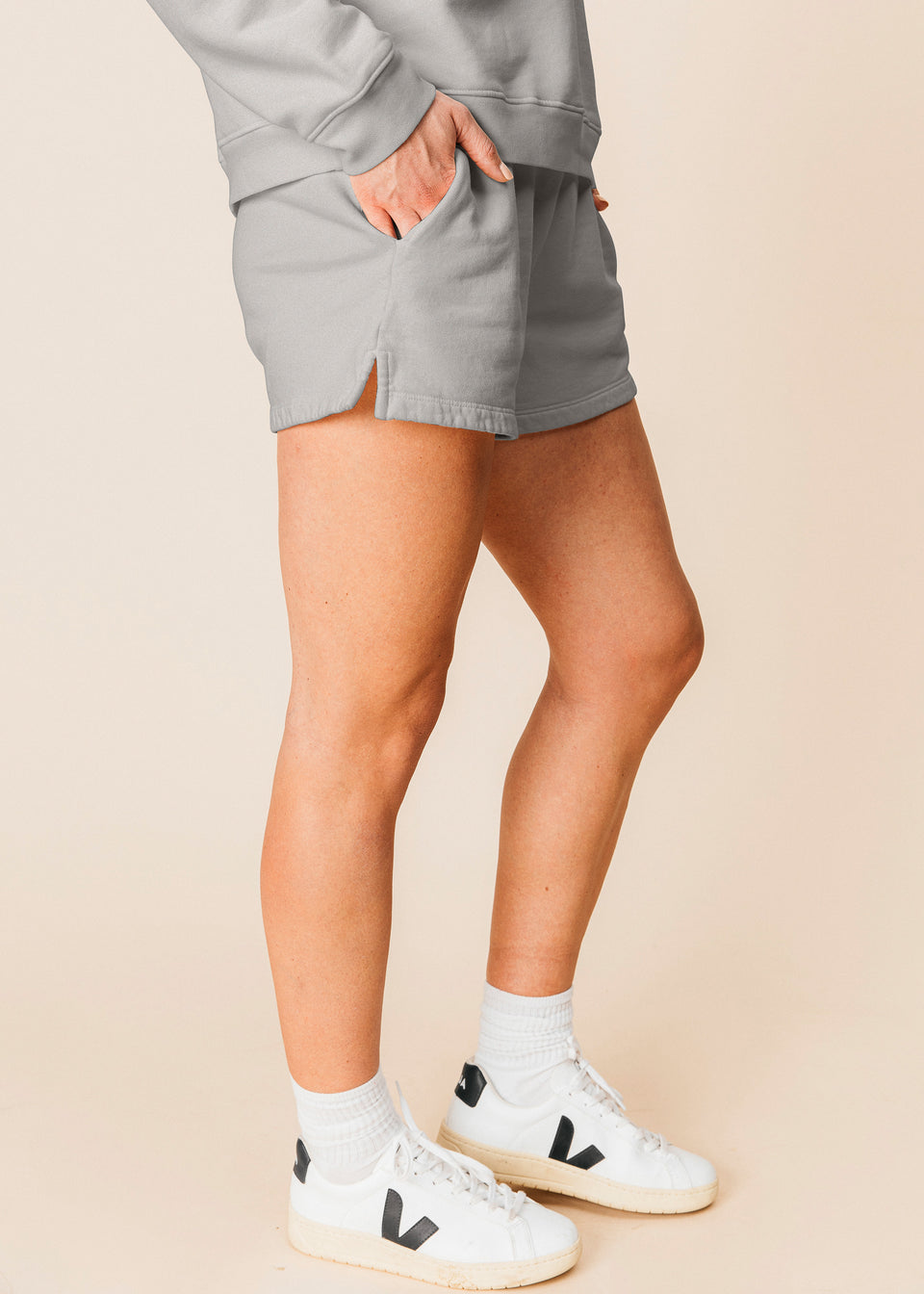 Everywhere Short in Ash