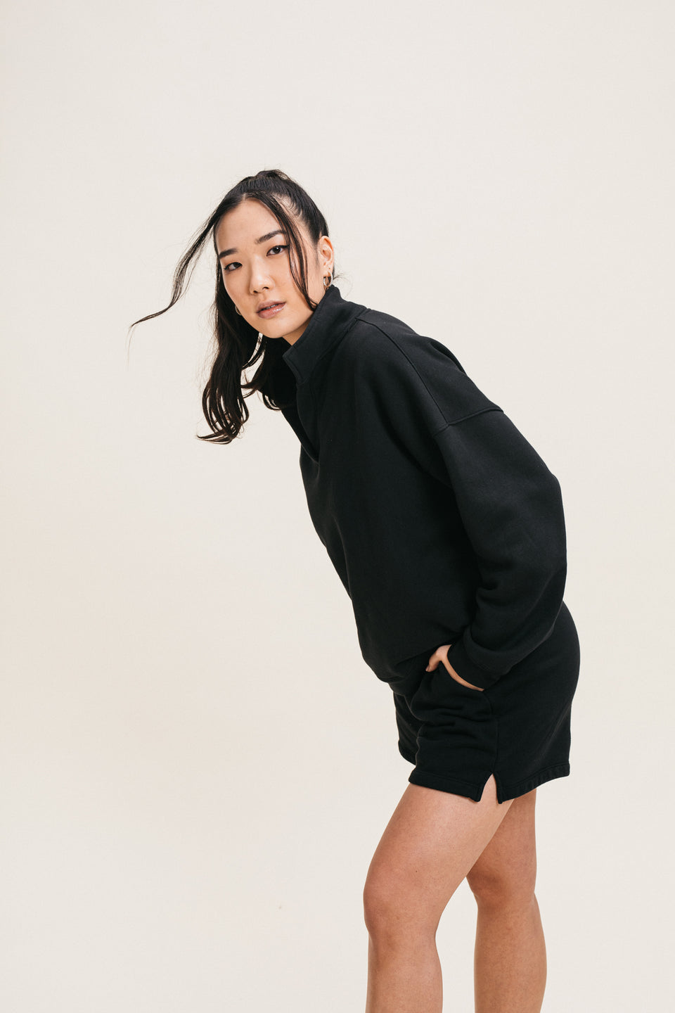 Everywhere Short in Black