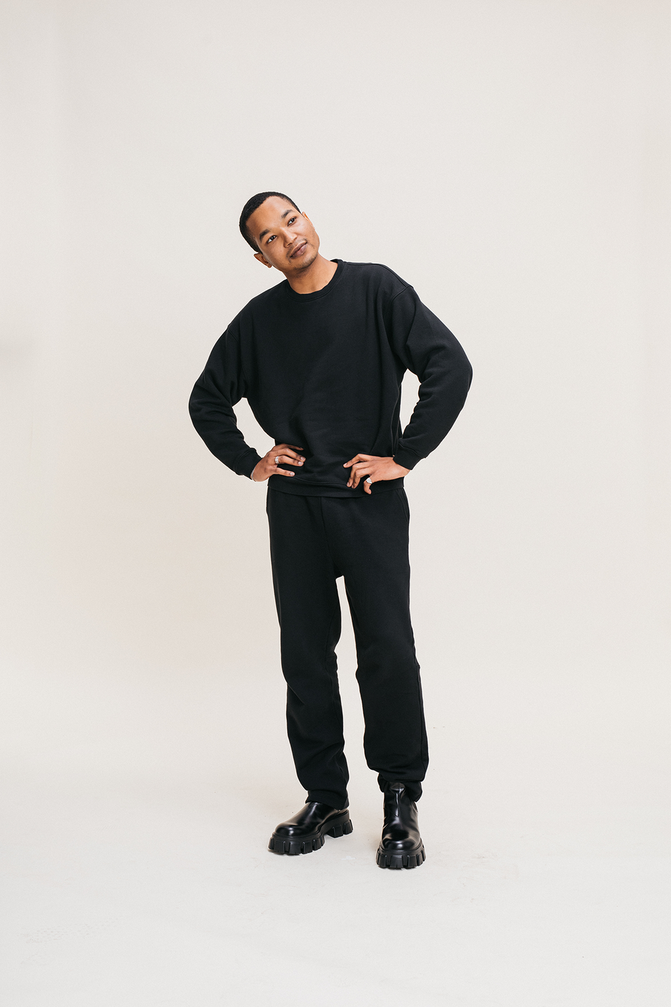 Oversized Crewneck in Black