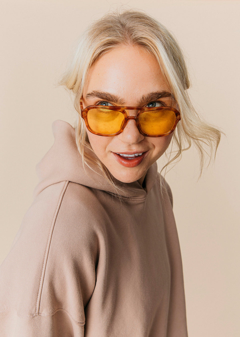 Oversized Hoodie in Fawn