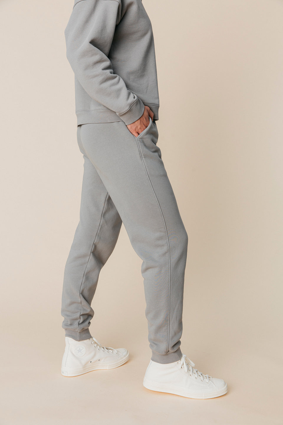 Everywhere Jogger in Ash