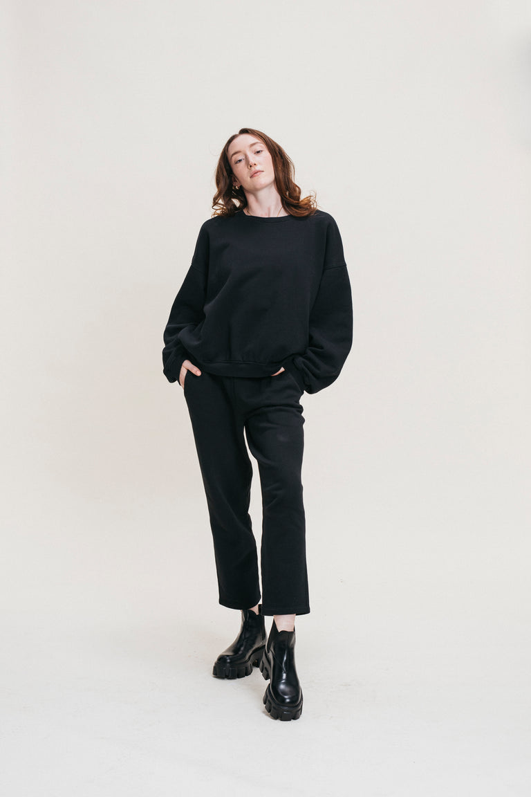 Oversized Crewneck in Black